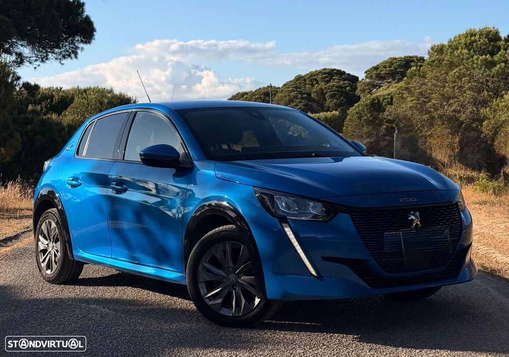 Peugeot e-208 Allure - 1