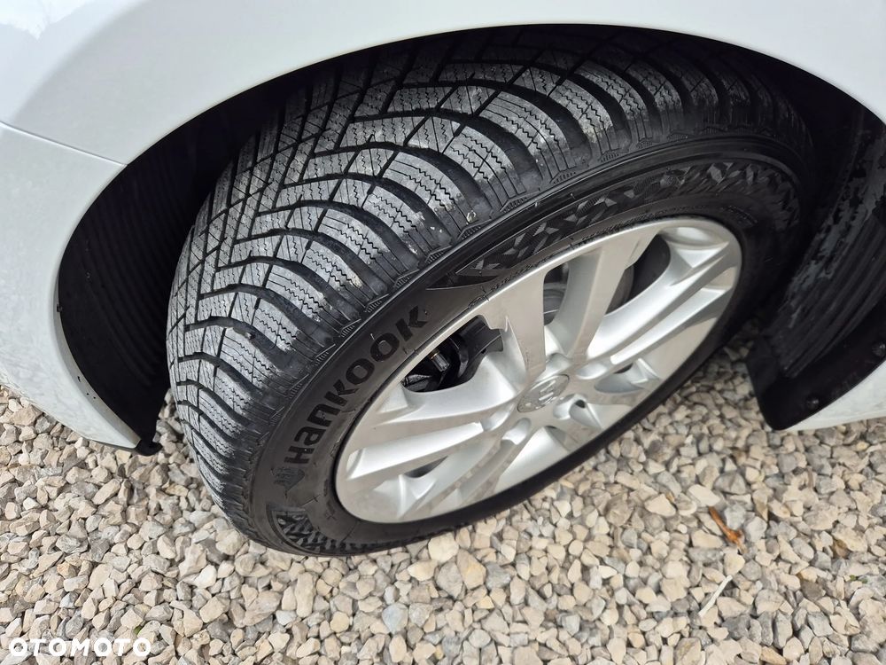 Kia Ceed 1.6 GDI Fifa World Cup Edition - 18