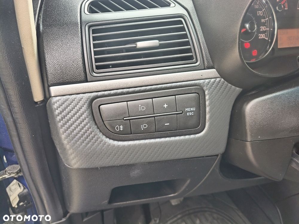 Fiat Grande Punto 1.4 8V Dynamic - 22