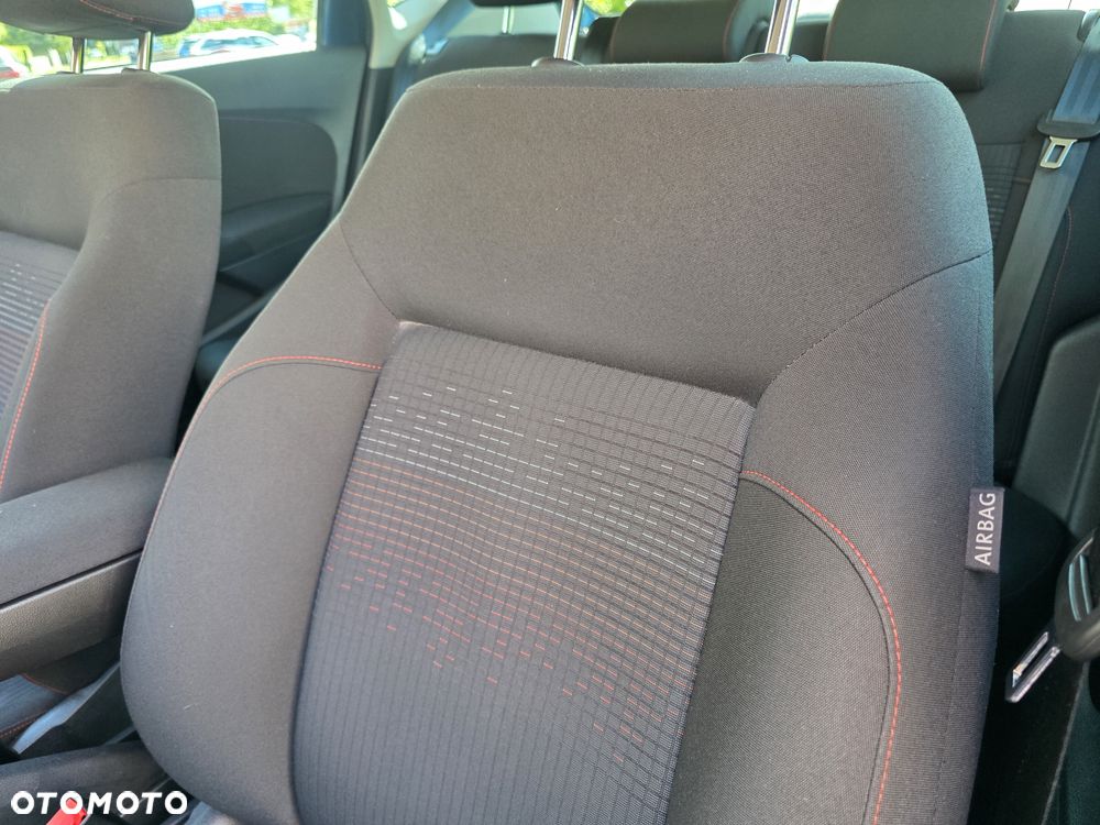 Volkswagen Polo 1.0 Blue Motion Technology beats - 25