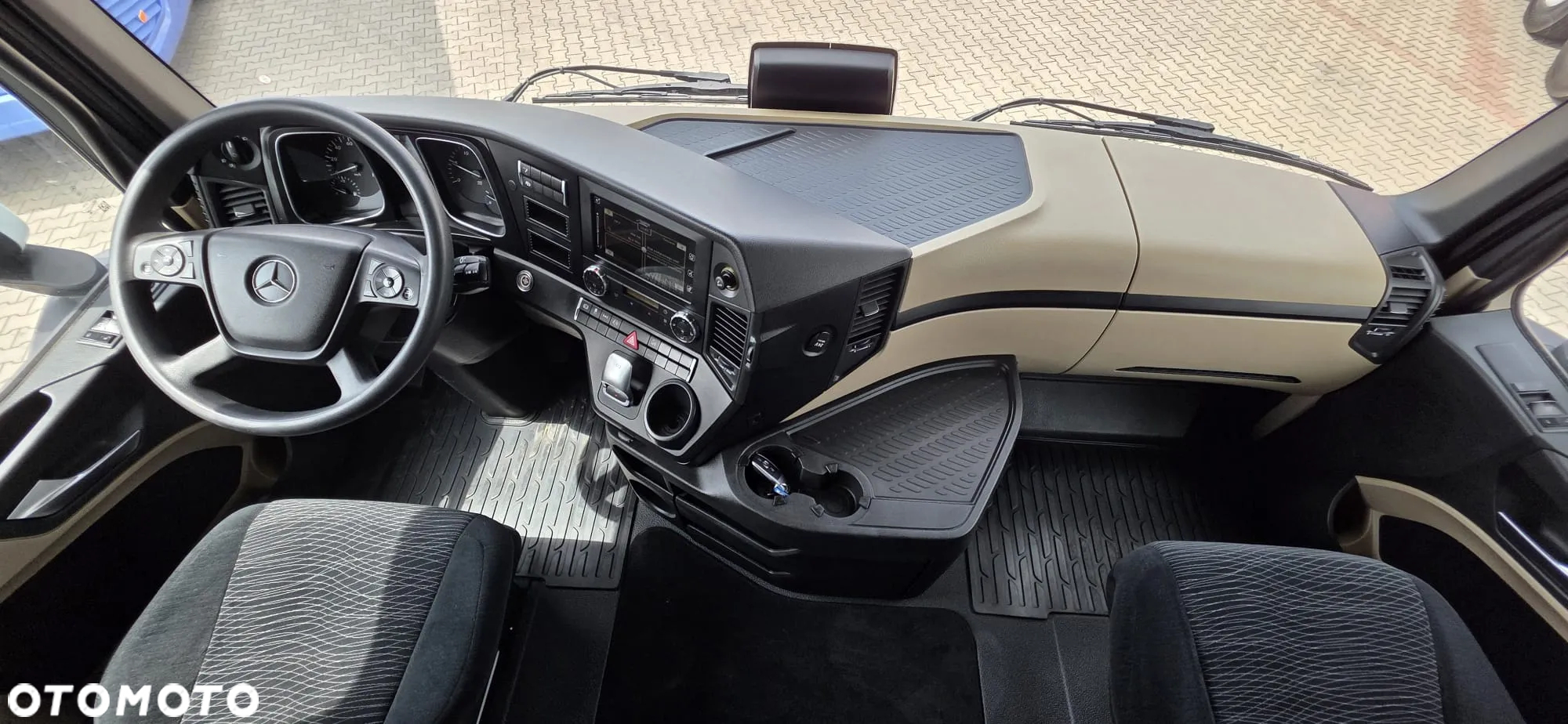 Mercedes-Benz ACTROS 1851 LS - 10