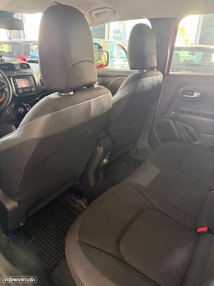 Jeep Renegade 1.0 T-GDI Limited - 10