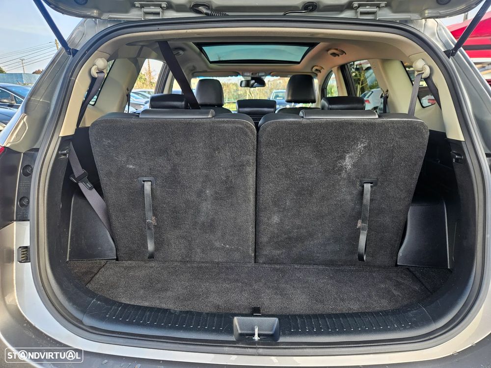 Kia Carens 1.7 CRDi ISG TX - 30