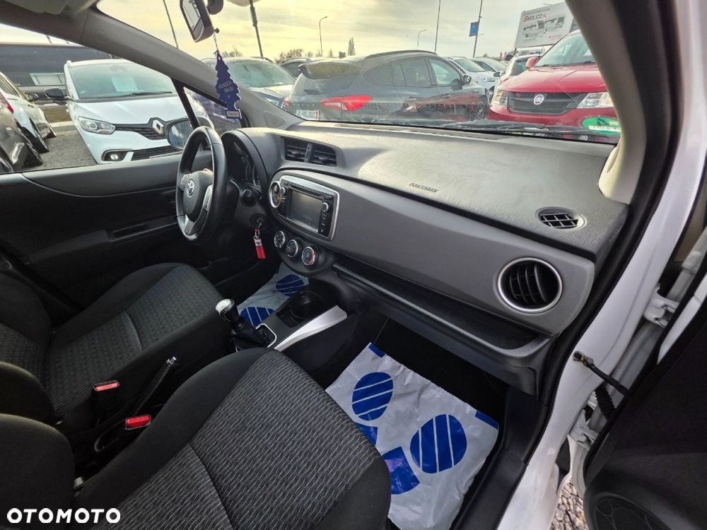 Toyota Yaris - 21