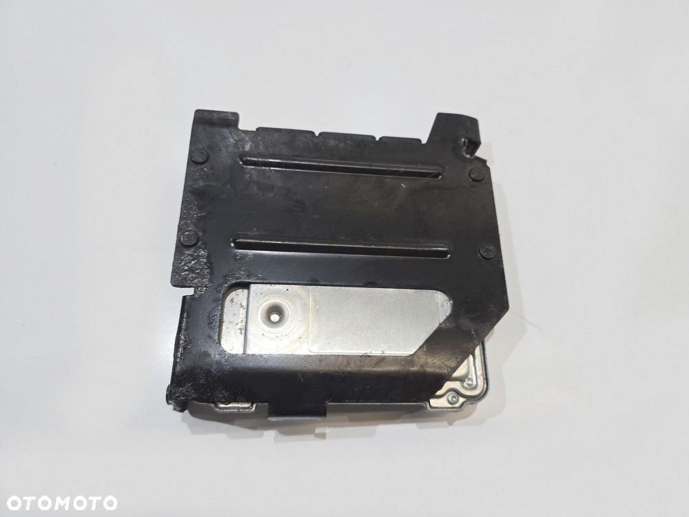 sterownik komputer silnika laguna iii 2.0 dci 11r 8201119647 0281017613 - 3