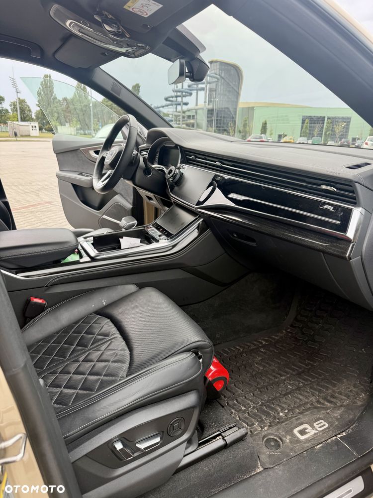 Audi SQ8 - 11