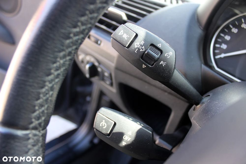 BMW Seria 1 - 17