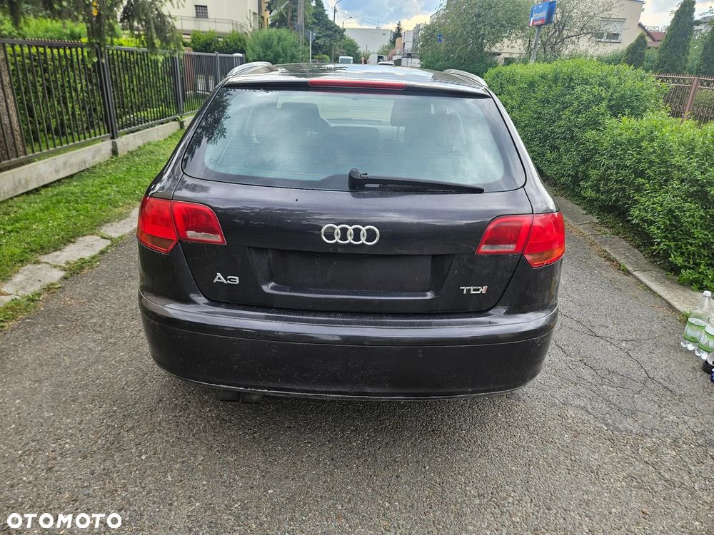 Audi A3 Sportback - 4