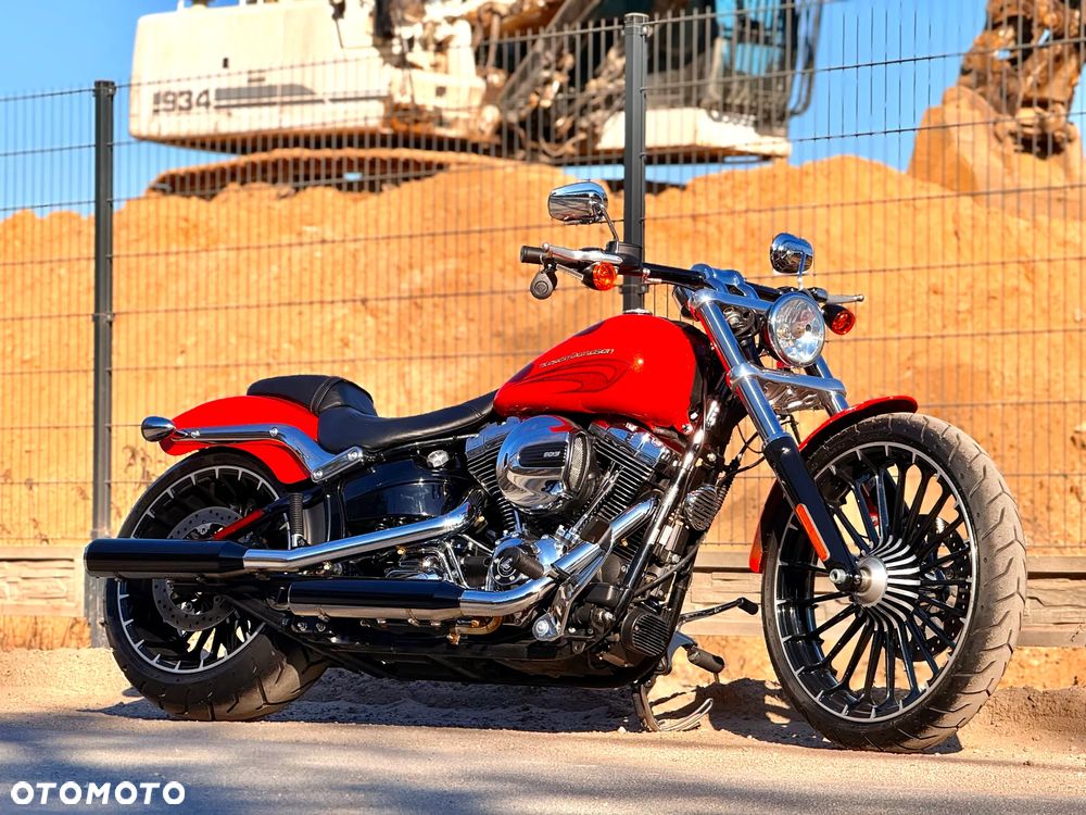 Harley-Davidson FXSB Breakout - 1
