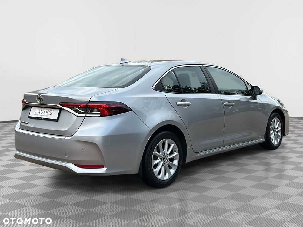 Toyota Corolla - 4