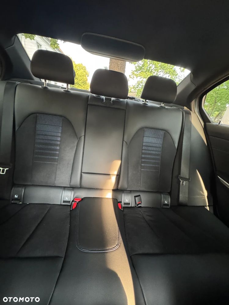 BMW Seria 3 318i M Sport - 14