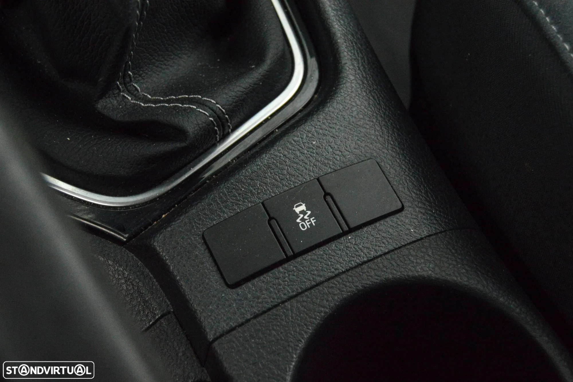 Toyota Auris 1.4 D-4D Comfort - 42