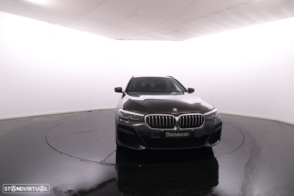 BMW 520 - 12