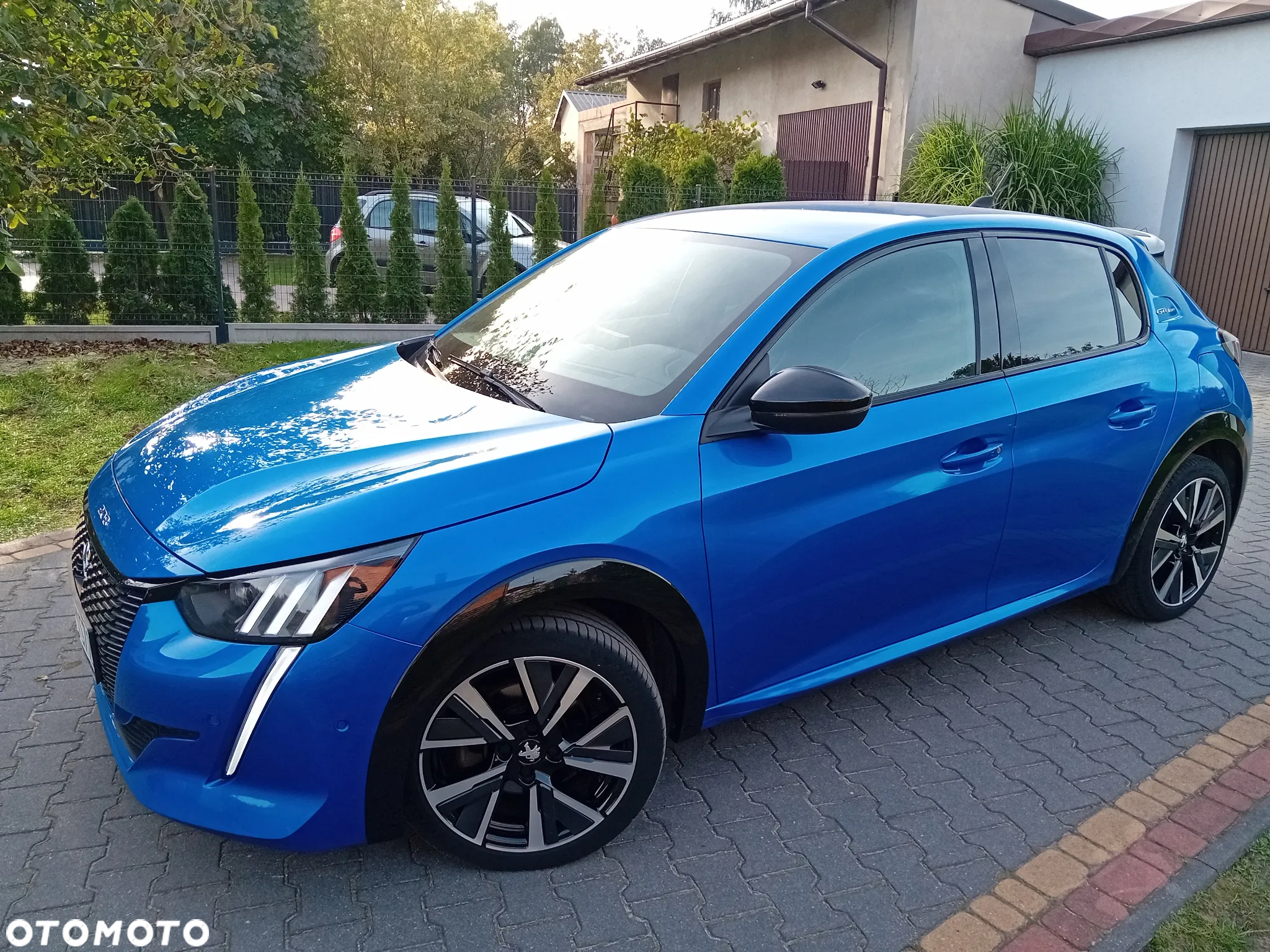 Peugeot 208 1.2 PureTech GT Line S&S EAT8 - 9