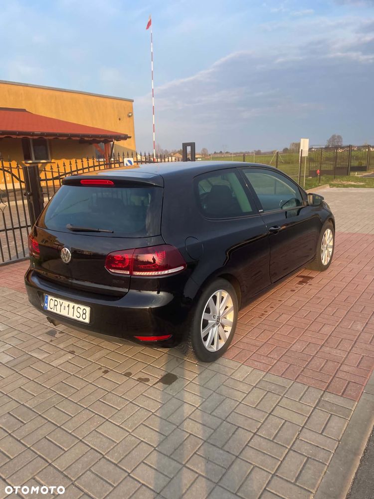 Volkswagen Golf 2.0 TDI Highline - 6