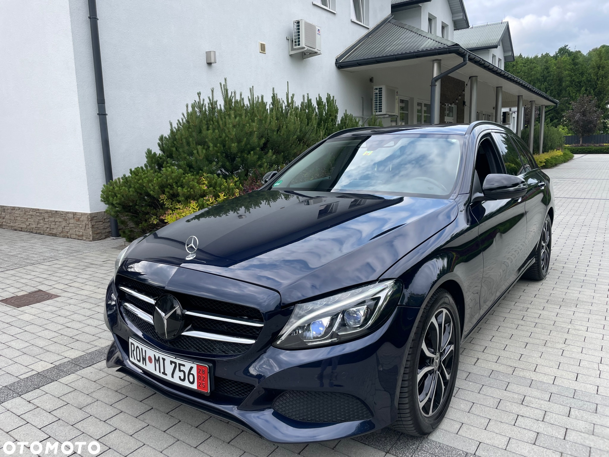 Mercedes-Benz Klasa C 200 9G-TRONIC - 2