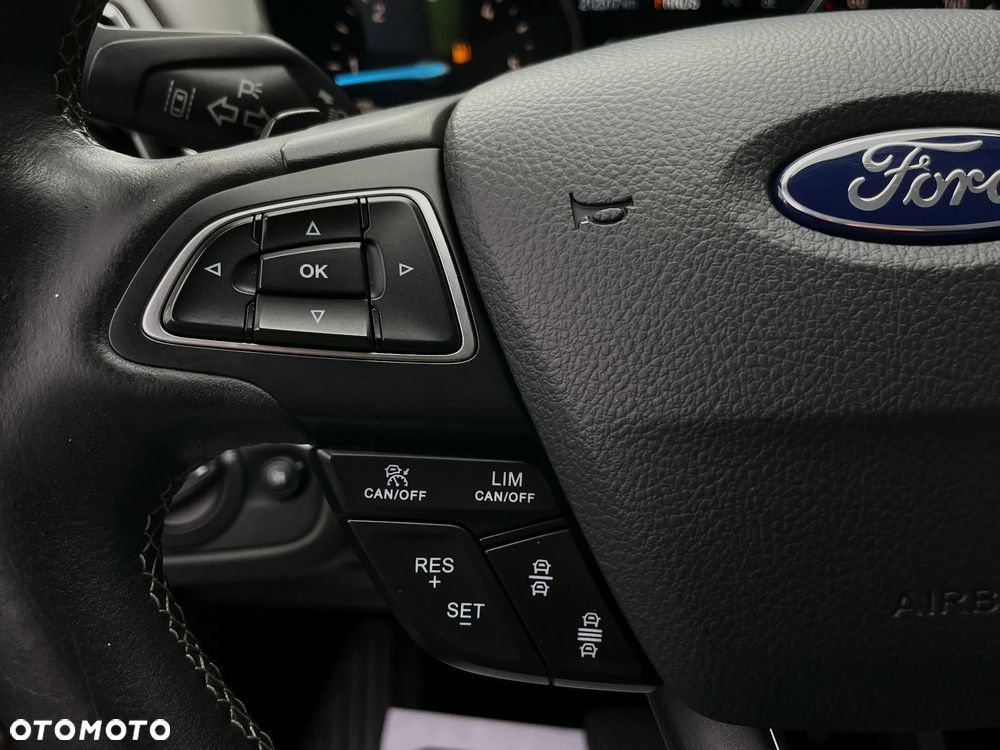 Ford Kuga 2.0 TDCi 4x4 Vignale - 23