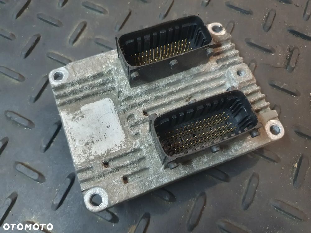 FIAT GRANDE PUNTO KOMPUTER STEROWNIK SILNIKA 1.2 1.4 BENZYNA - 1