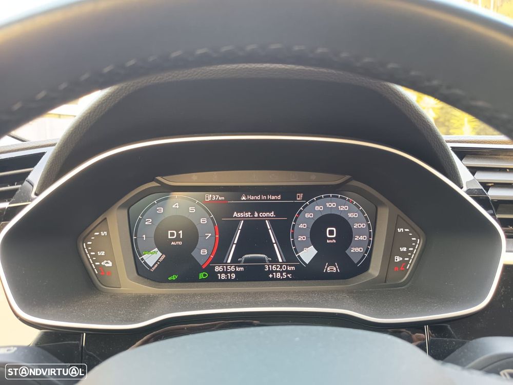 Audi Q3 45 TFSIe S tronic - 8