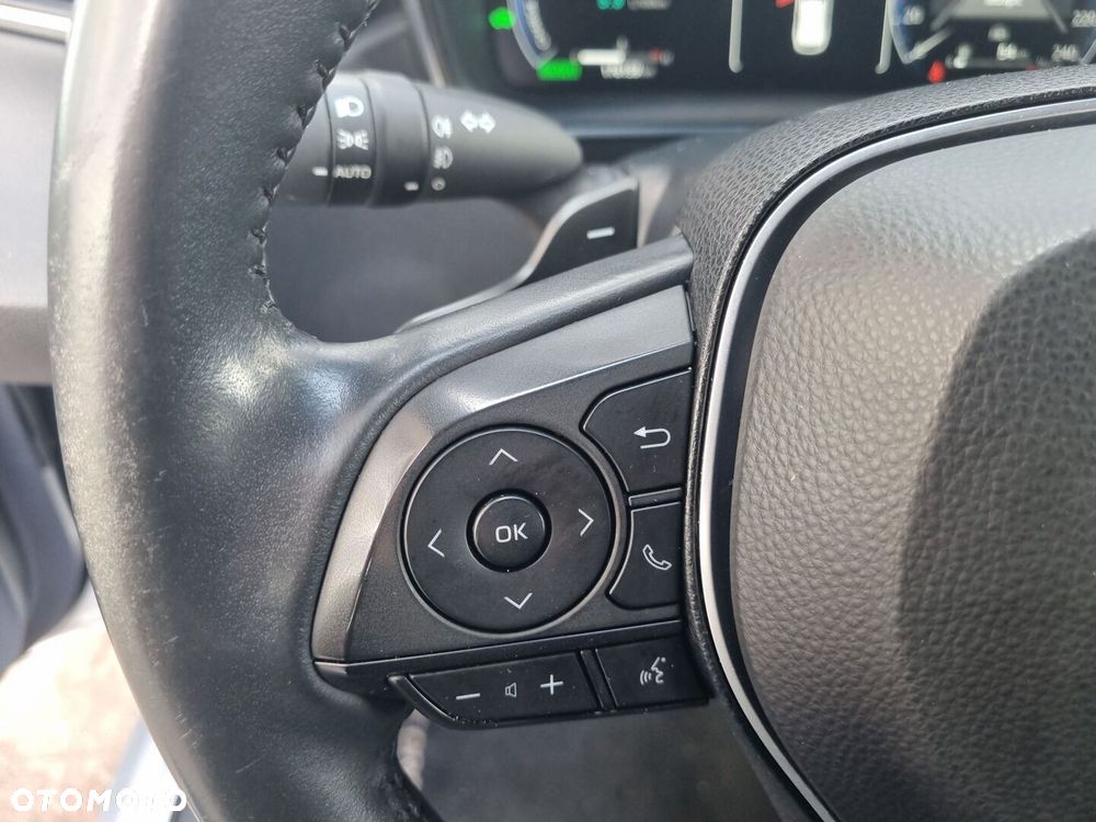 Toyota Corolla 2.0 Hybrid Comfort - 17
