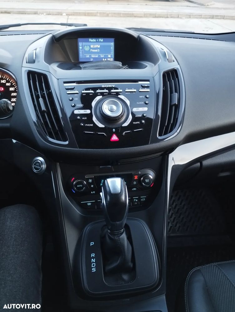 Ford Kuga 2.0 TDCi Powershift 4WD Titanium - 5