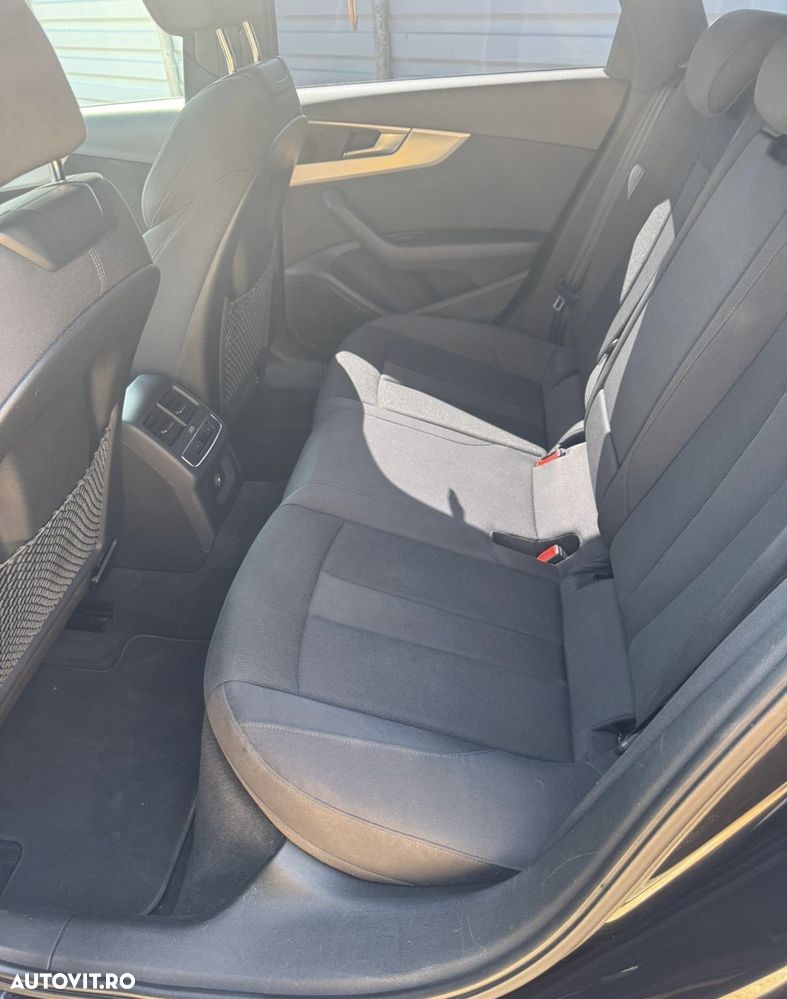 Audi A4 Avant 2.0 TDI S tronic - 12