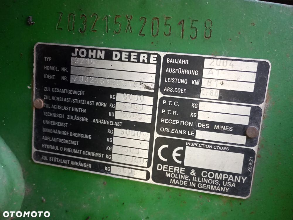 John Deere 3215 - 8