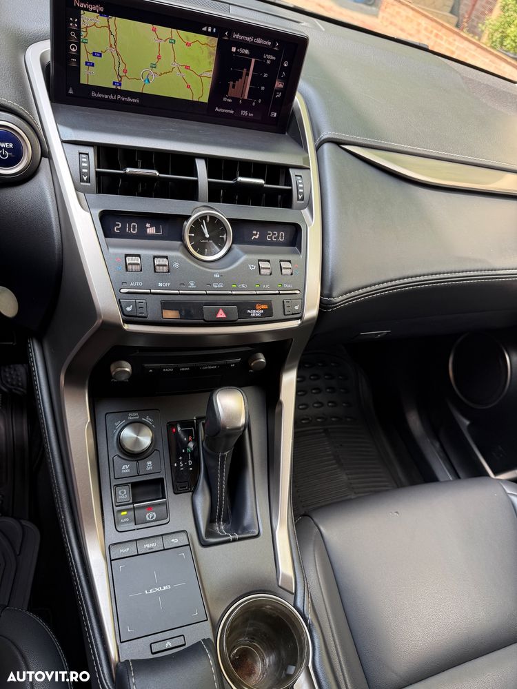 Lexus Seria NX 300h Style Edition - 16