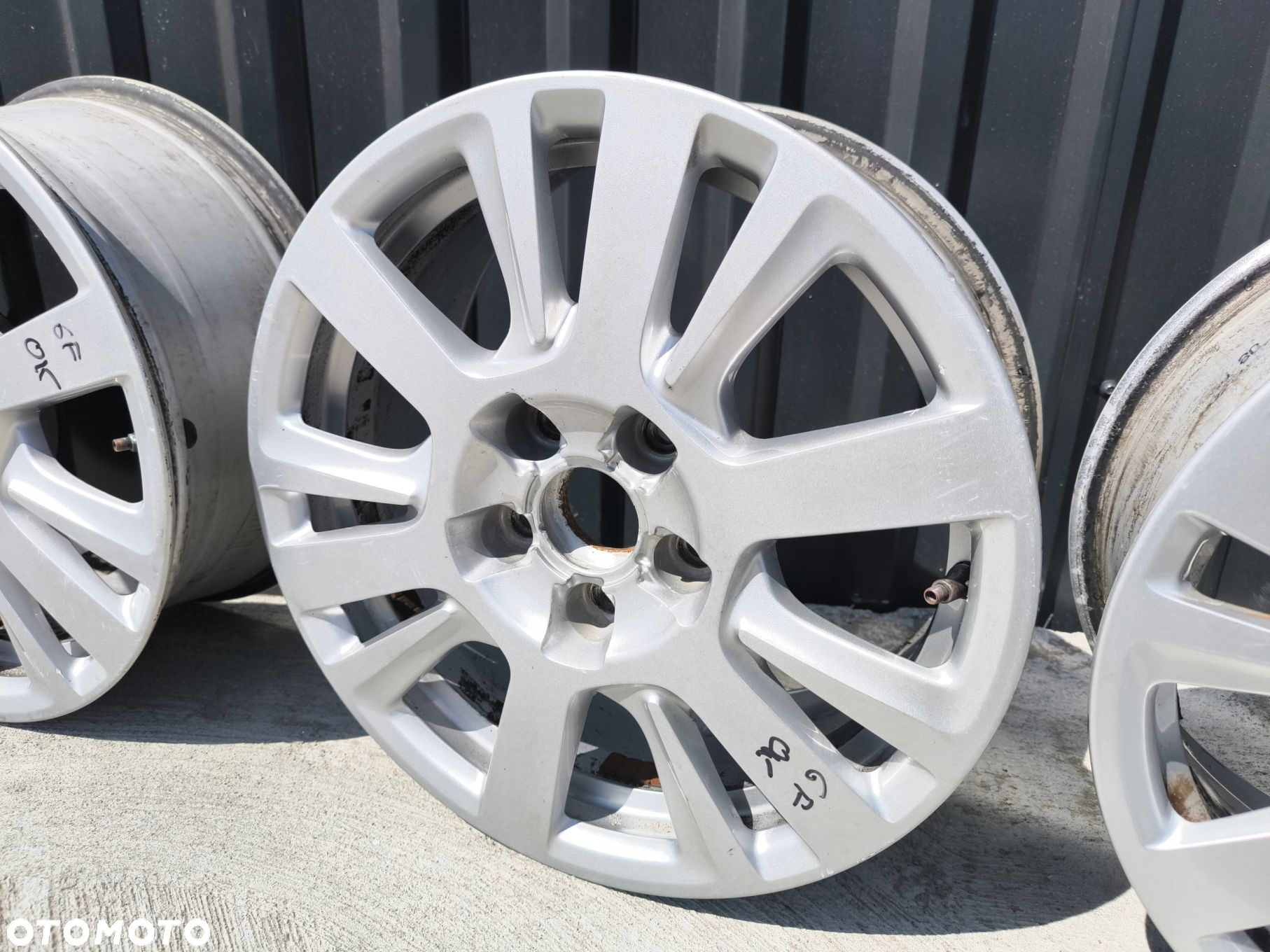 FELGA FELGI VW AUDI A3 A4 A6 ITP 7.0J R16 ET42 4F0601025CF *6F* - 7