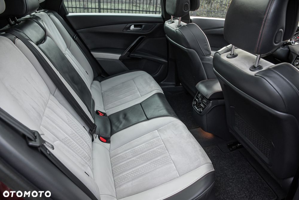 Peugeot 508 RXH Hybrid4 - 35