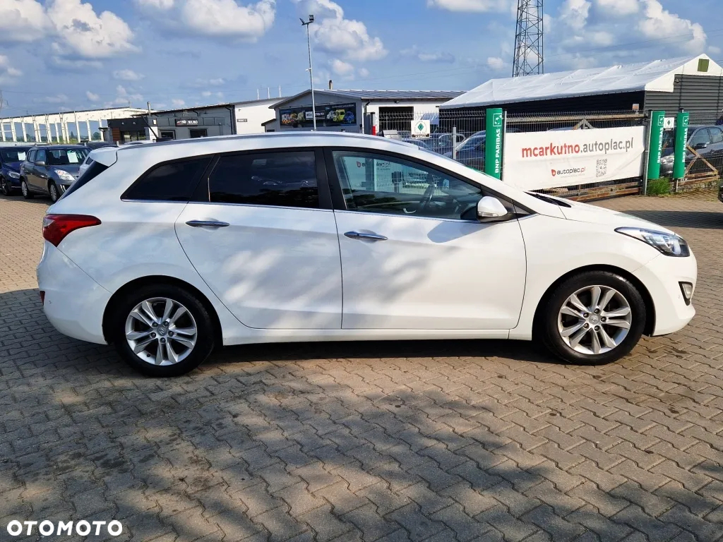 Hyundai i30 1.6 CRDi Premium - 5