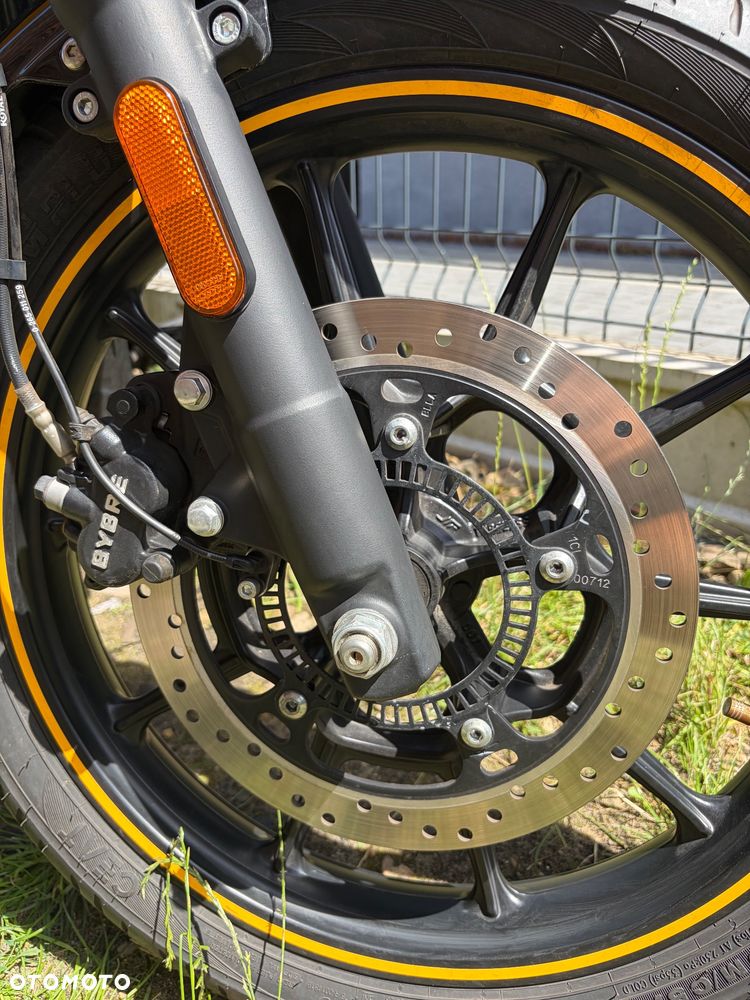 Royal Enfield Meteor - 20