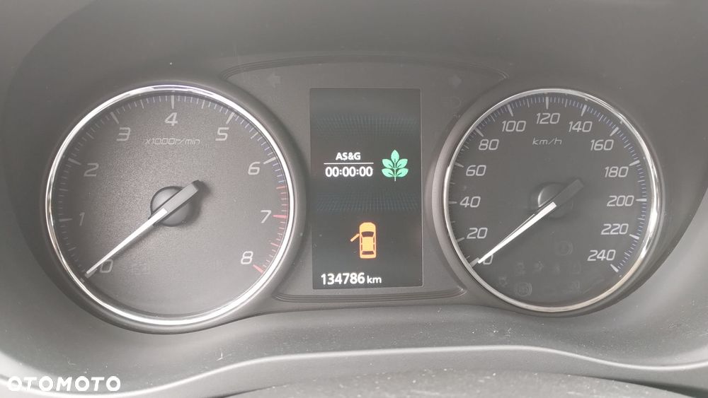 Mitsubishi Outlander 2.0 Instyle Navi CVT - 11