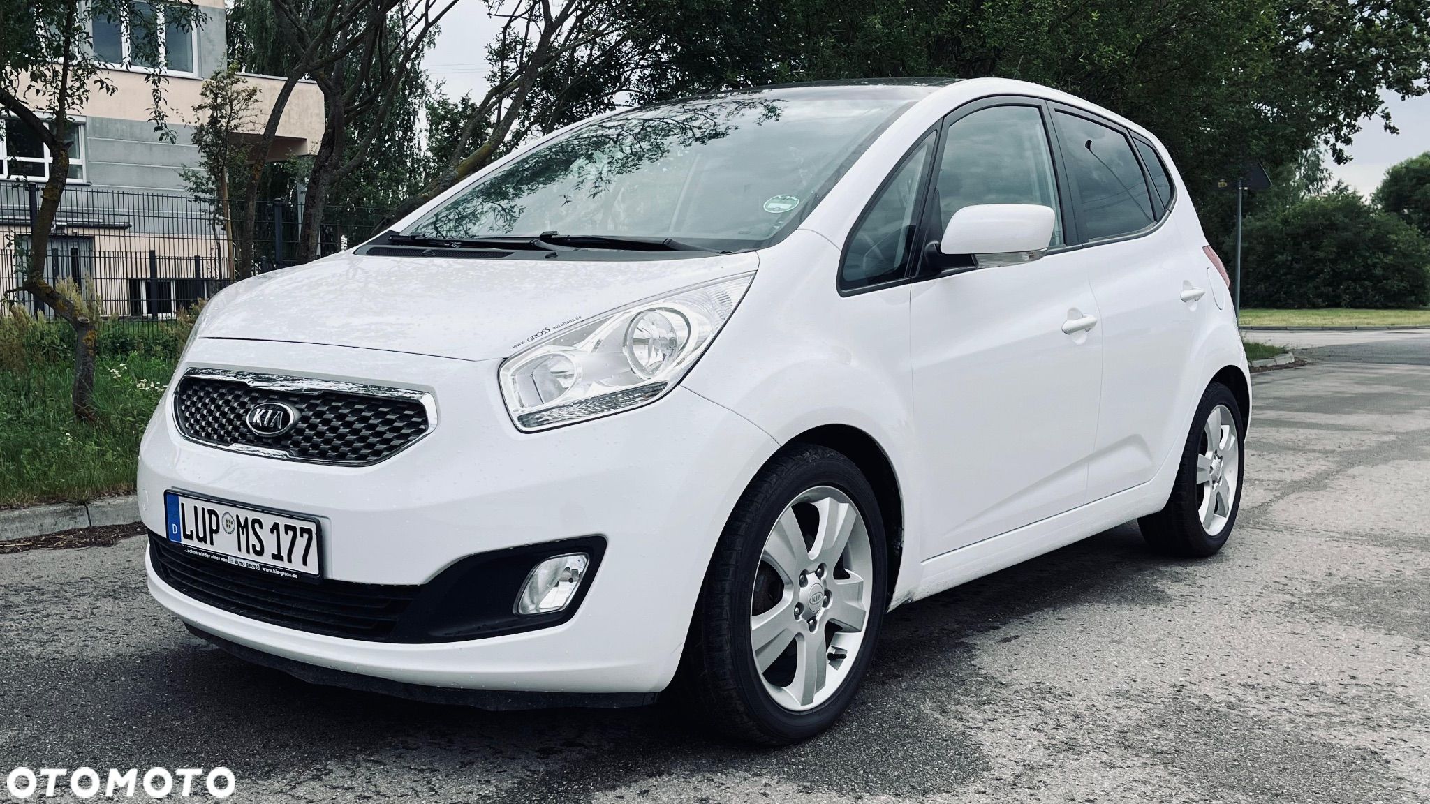 Kia Venga - 1