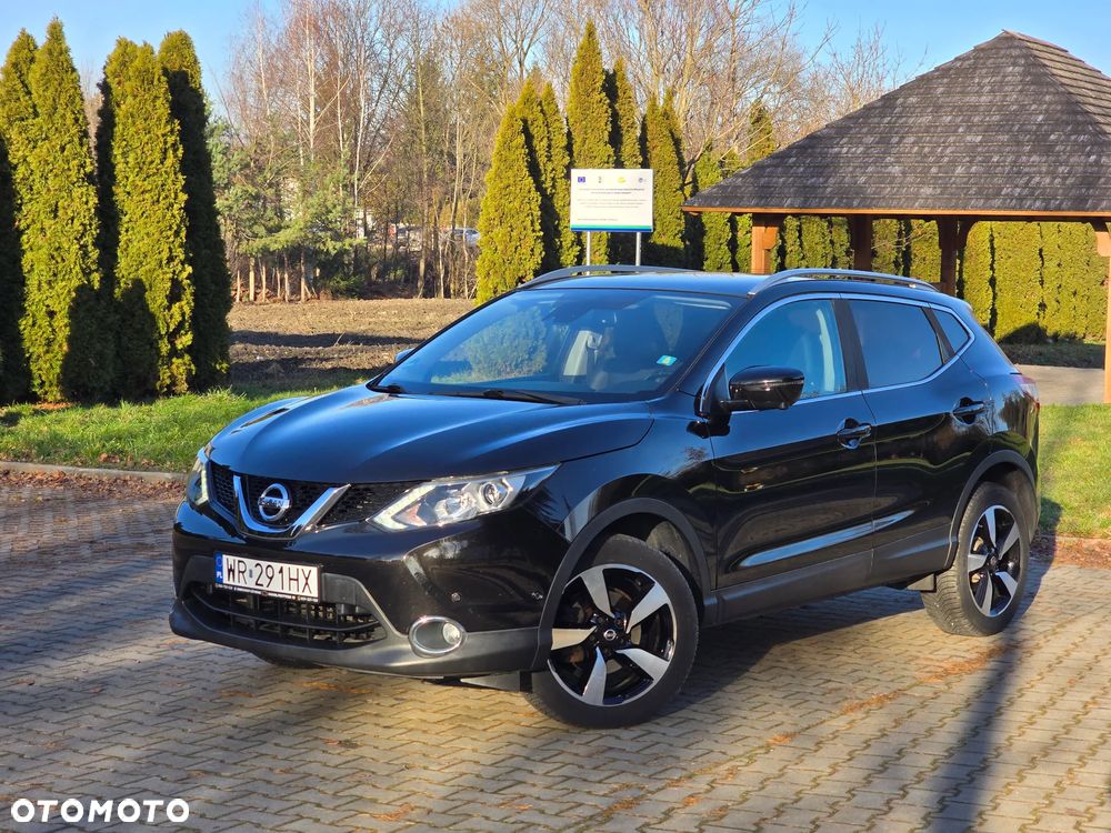 Nissan Qashqai 1.6 DIG-T Tekna - 1