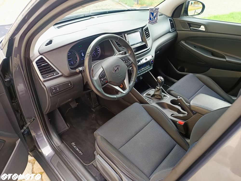 Hyundai Tucson 1.7 CRDI BlueDrive Comfort 2WD - 9