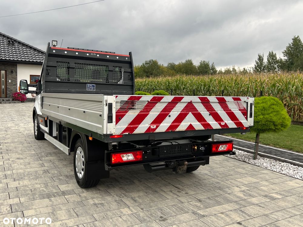 Ford Transit - 8