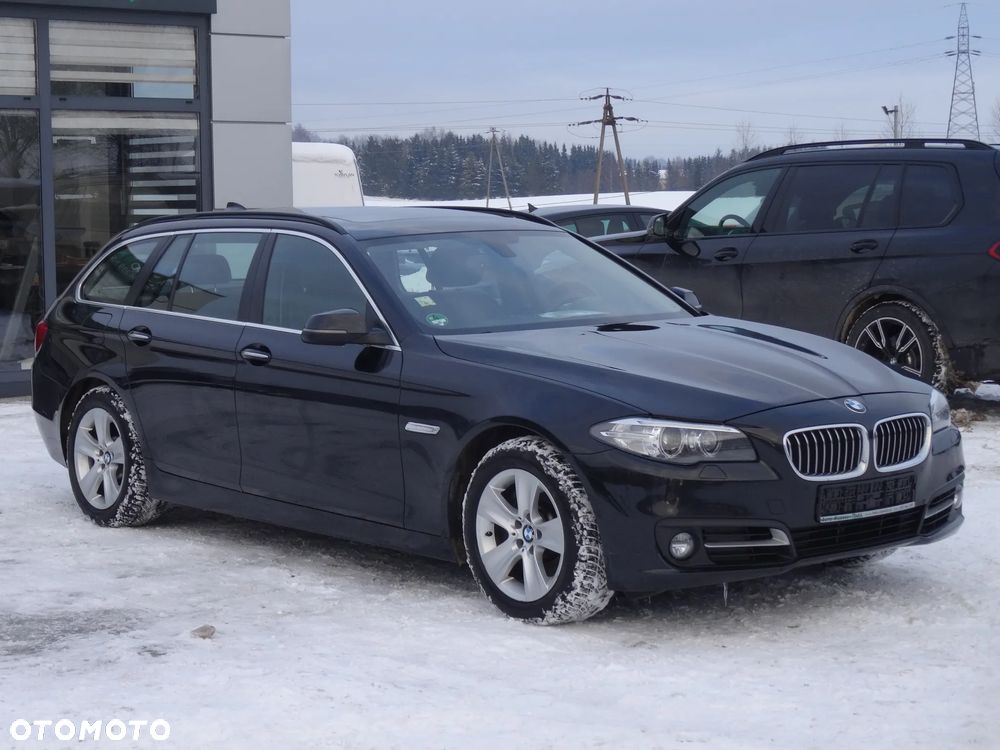 BMW Seria 5 525d xDrive Sport-Aut - 1