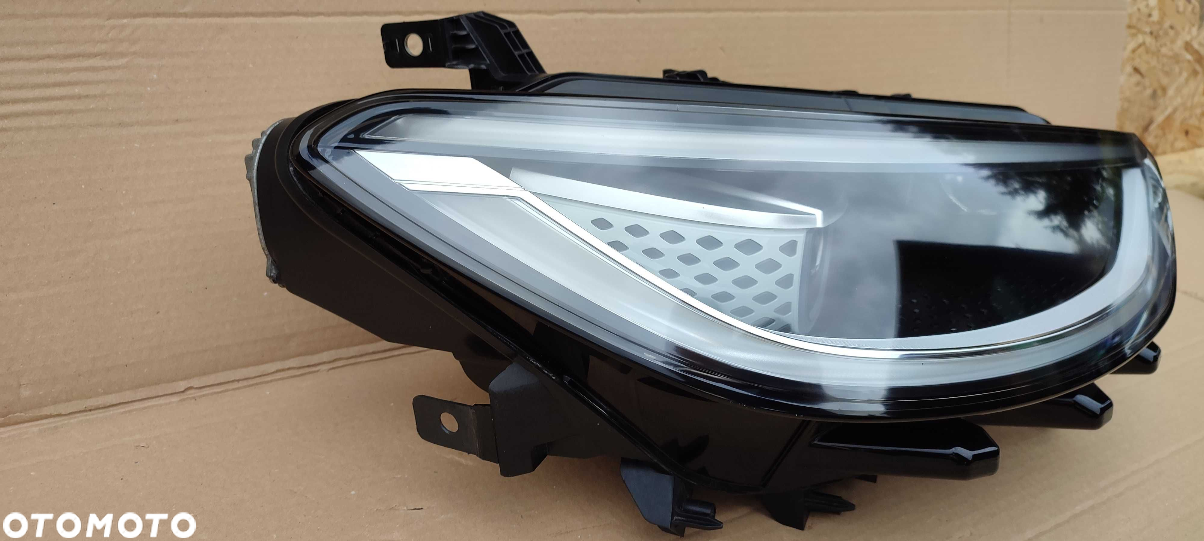 VW ID3 id3 10A lampa prawa przód full led super stan - 2
