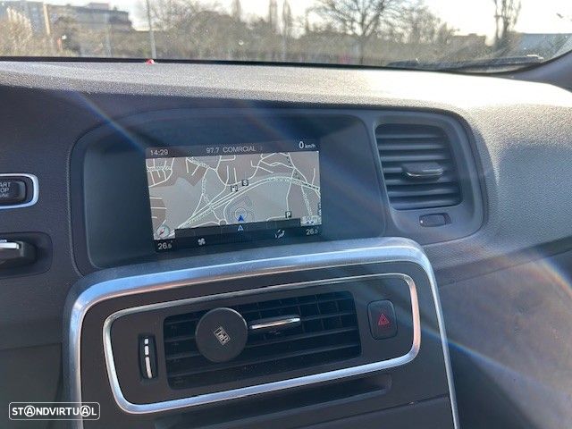 Volvo V60 1.6 D2 Drive Kinetic Start/Stop - 16