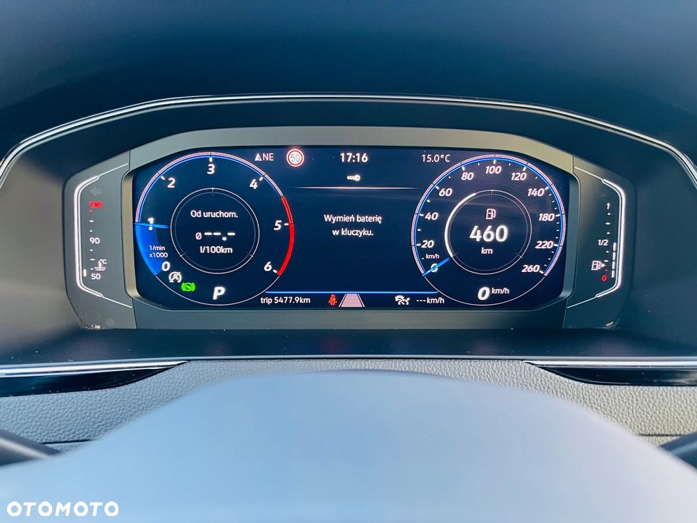 Volkswagen Passat - 21