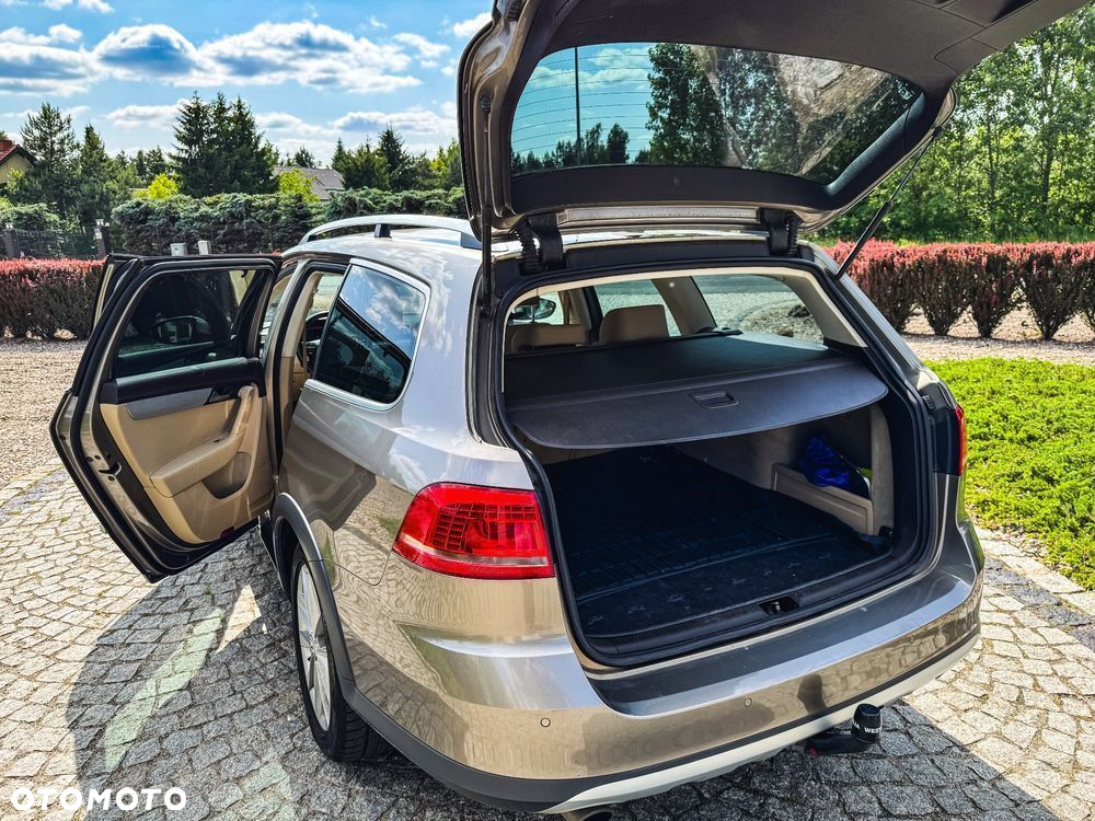 Volkswagen Passat Alltrack 2.0 TDI 4Mot DSG - 18