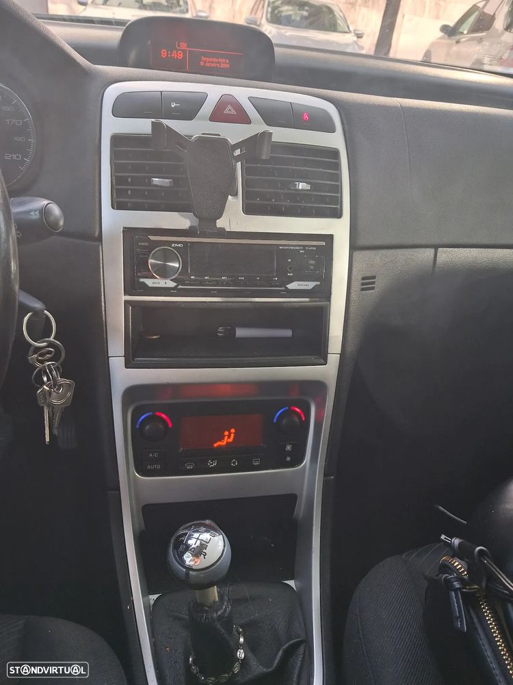 Peugeot 307 Break 1.4 16V Executive - 8