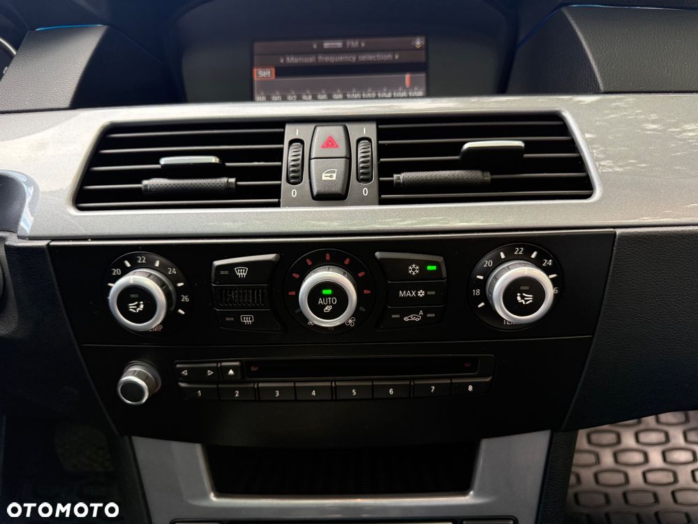 BMW Seria 5 520d Edition Exclusive - 27