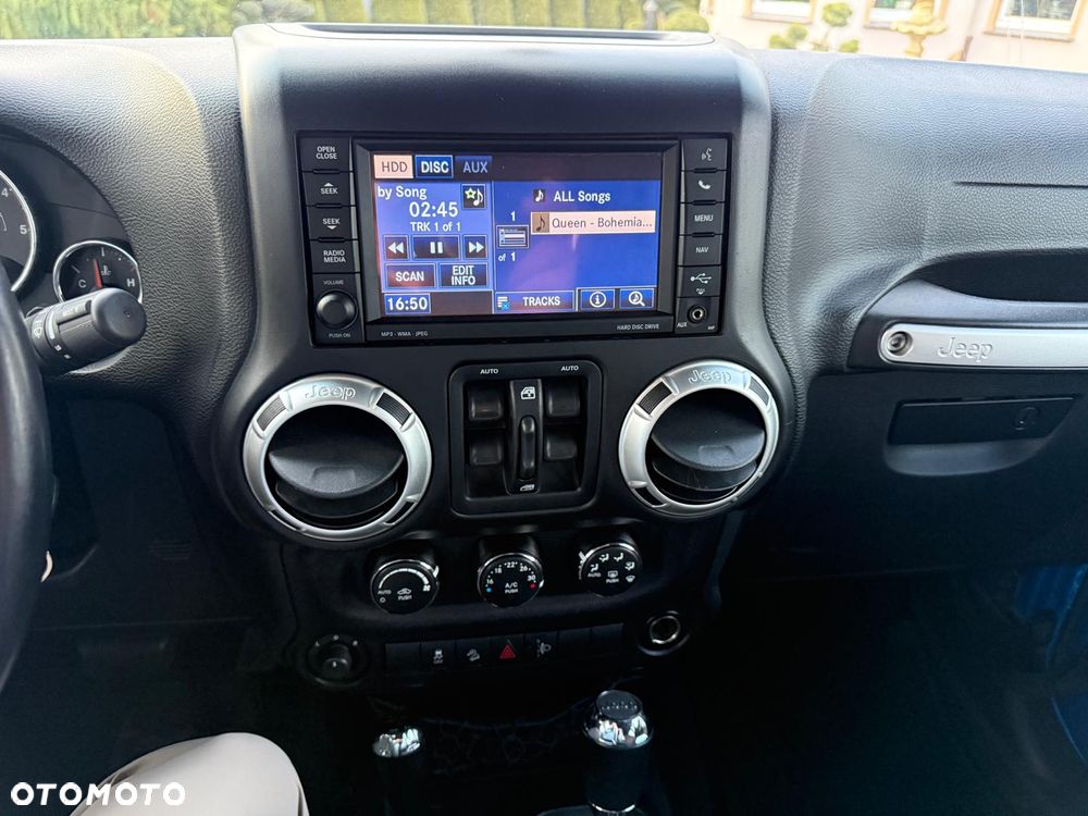 Jeep Wrangler Unlimited 2.8 CRD Automatik Rubicon - 26