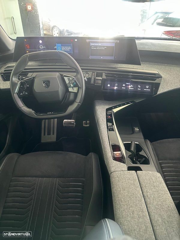 Peugeot E-3008 - 9