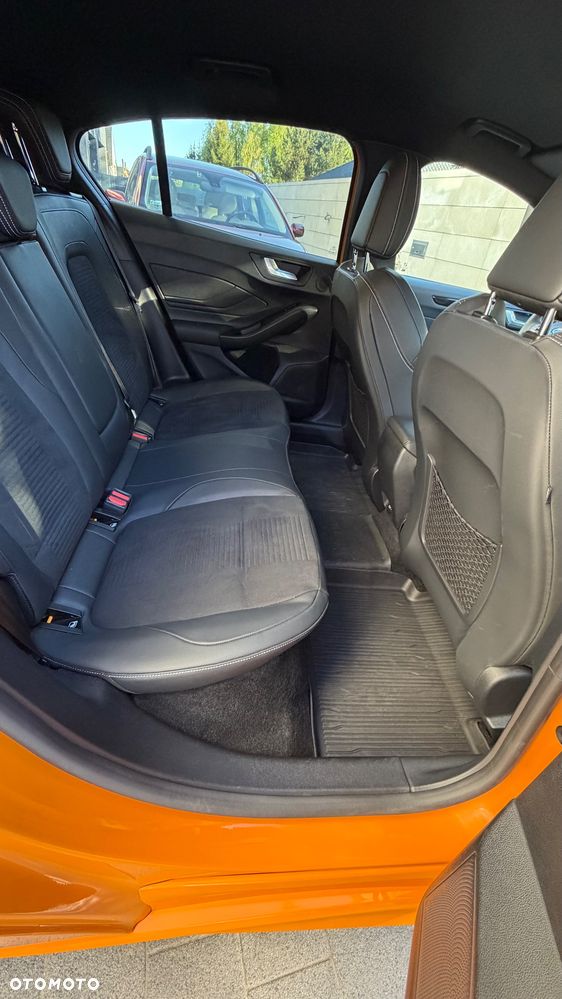 Ford Focus 2.3 EcoBoost ST X - 13