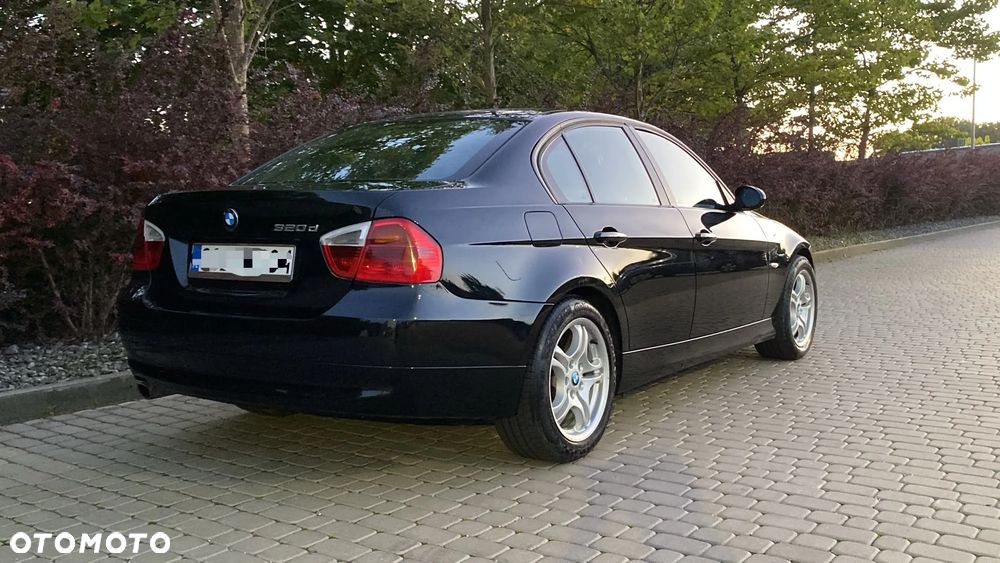 BMW Seria 3 320d - 4