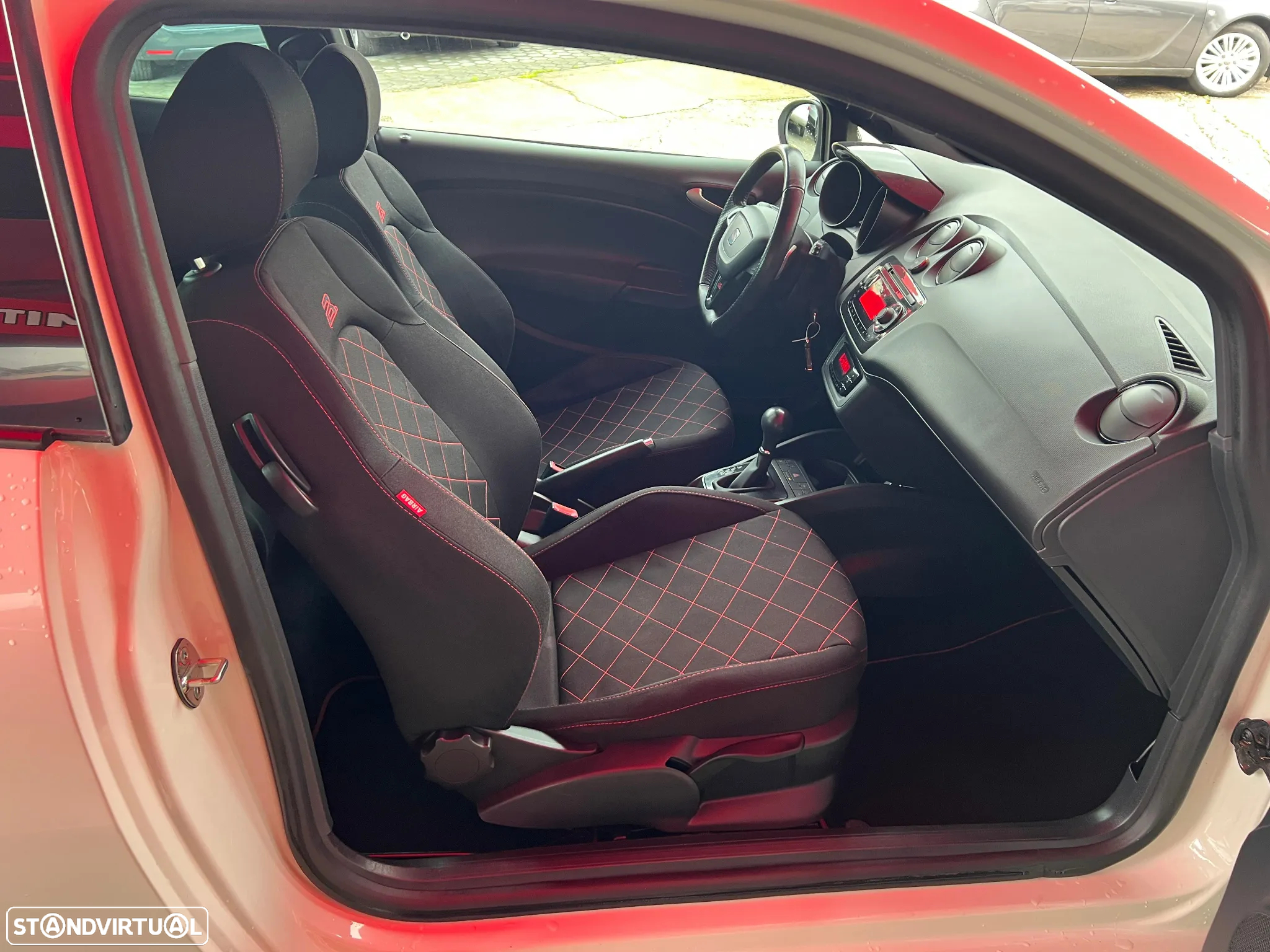 SEAT Ibiza - 10