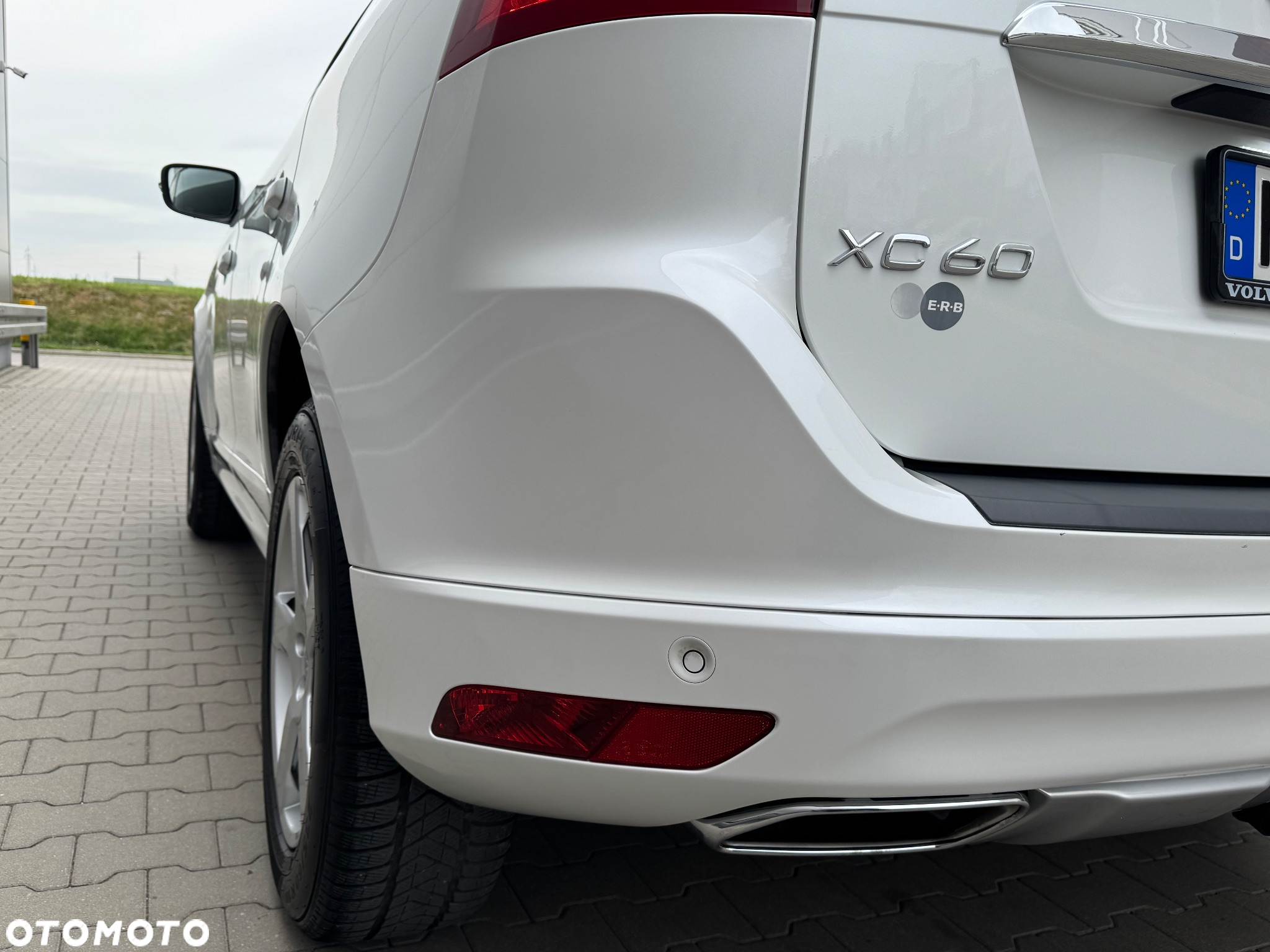 Volvo XC 60 D4 Drive-E Momentum - 8
